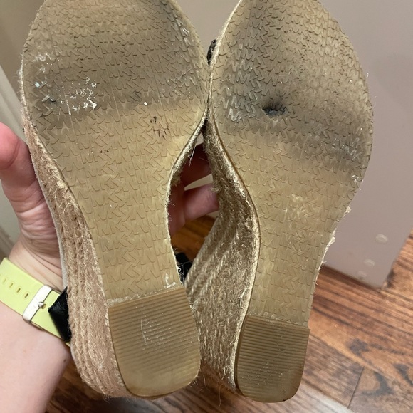 Michael Kors Leather Black Strap wedges - Picture 6 of 7